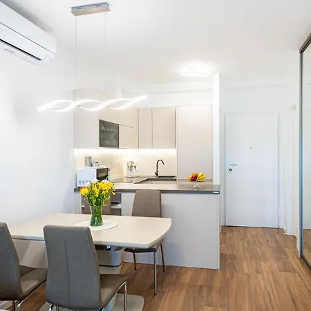 Апартаменти Suzana