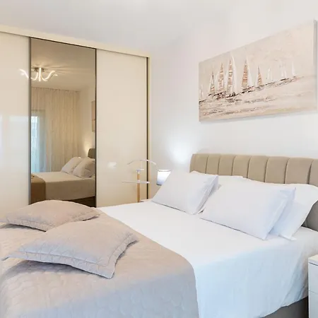 Suzana Apartament *